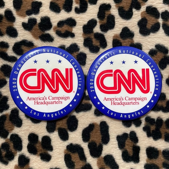 CNN 2000 Democratic National Convention 🇺🇸 Button Pin Pinback Vintage Y2K LA - Picture 1 of 11